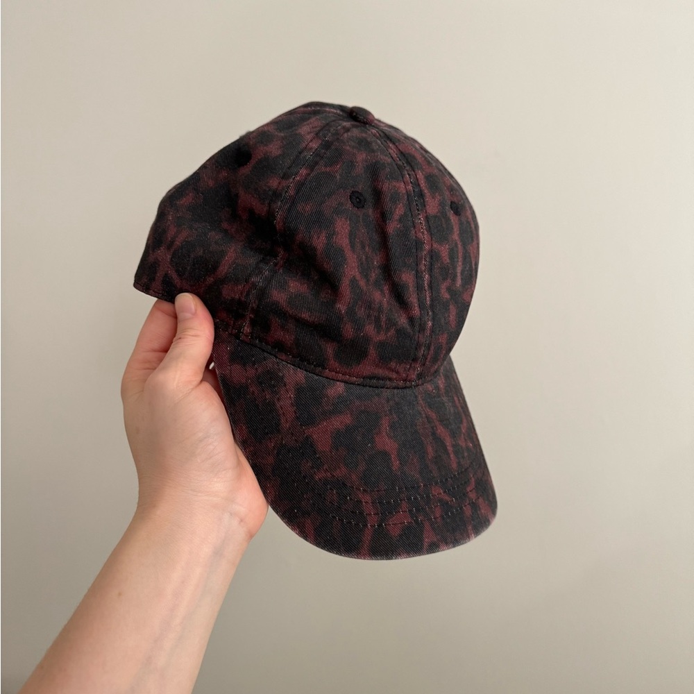 H&M Black and Red Patterned Cap